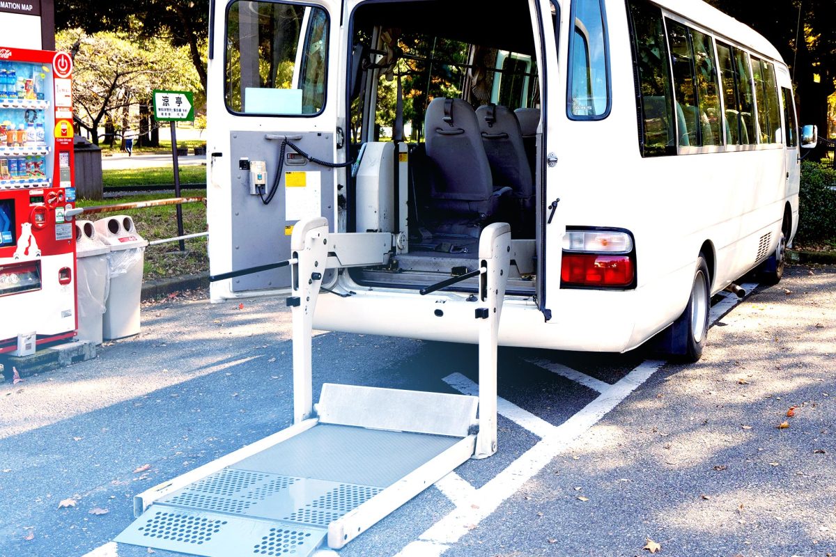 リフト付きの車