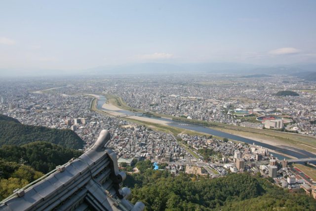 カーライフに寄り添う10の約束